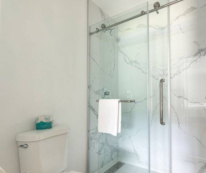 Номер Deluxe, Jot's Resort
