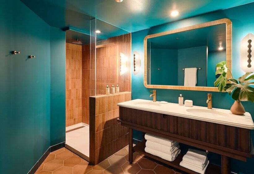 Suite Accessibile ai persone con mobilità ridotta, Mayfair House Hotel & Garden