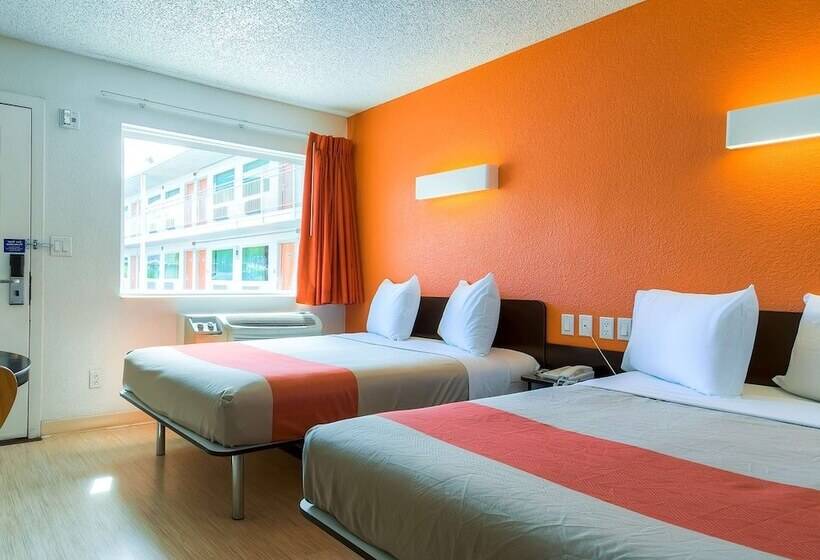 Номер Премиум, Motel 6 Las Vegas, Nv   Tropicana