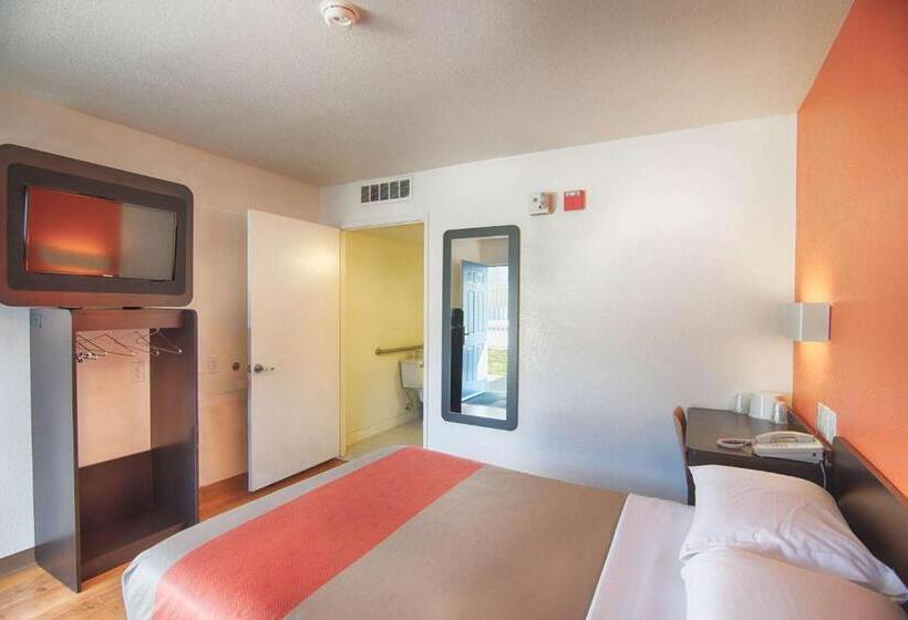 Номер Стандарт Адаптированный для Инвалидов, Motel 6 Mammoth Lakes, Ca