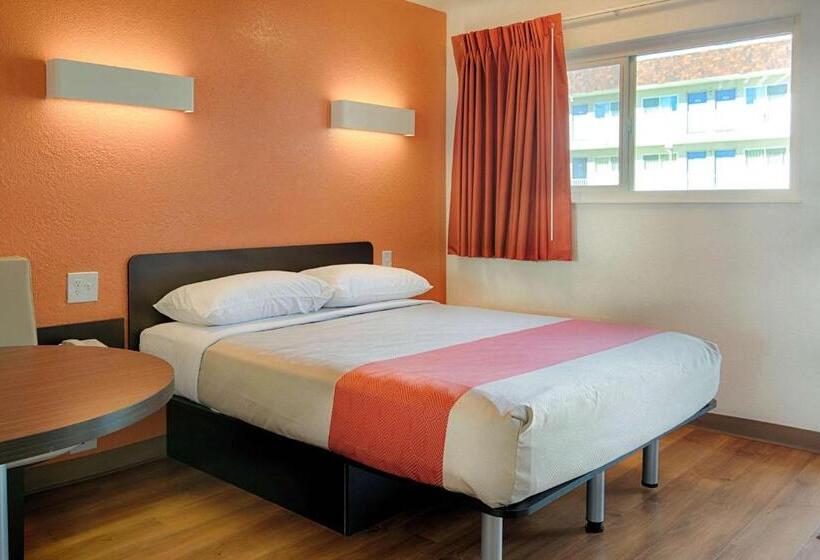 Номер Superior, Motel 6 Mammoth Lakes, Ca