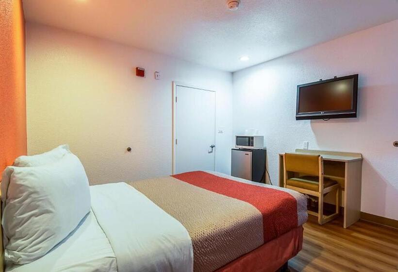 Номер Стандарт Адаптированный для Инвалидов, Motel 6 Bakersfield, Ca  Airport