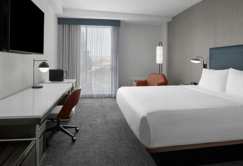 带大床的标准间, Courtyard San Jose Airport