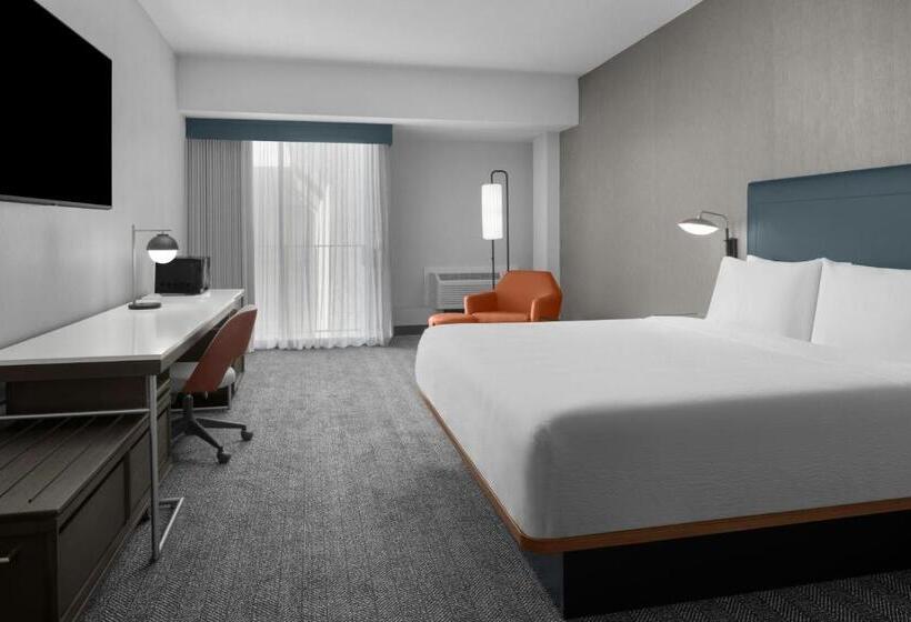 Quarto Estandar Cama King para Deficientes Físicos, Courtyard San Jose Airport