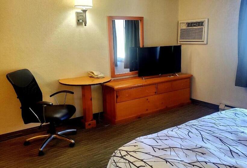 Студия Стандарт, Days Inn And Suites By Wyndham Downtown Missoulauniversity
