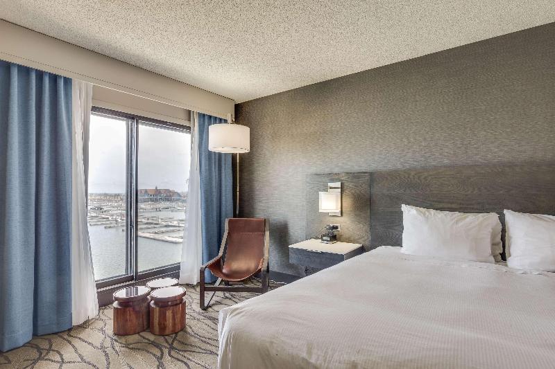 Номер Стандартный с Видом, Doubletree By Hilton Hotel Racine Harbourwalk