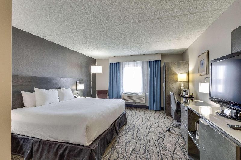 Стандартный Номер Кровать Кинг, Doubletree By Hilton Hotel Racine Harbourwalk