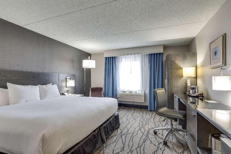Стандартный Номер Кровать Кинг, Doubletree By Hilton Hotel Racine Harbourwalk