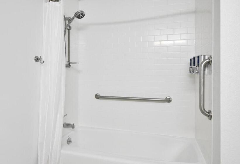 Стандартный Номер Кровать Кинг, Four Points By Sheraton Milwaukee Airport