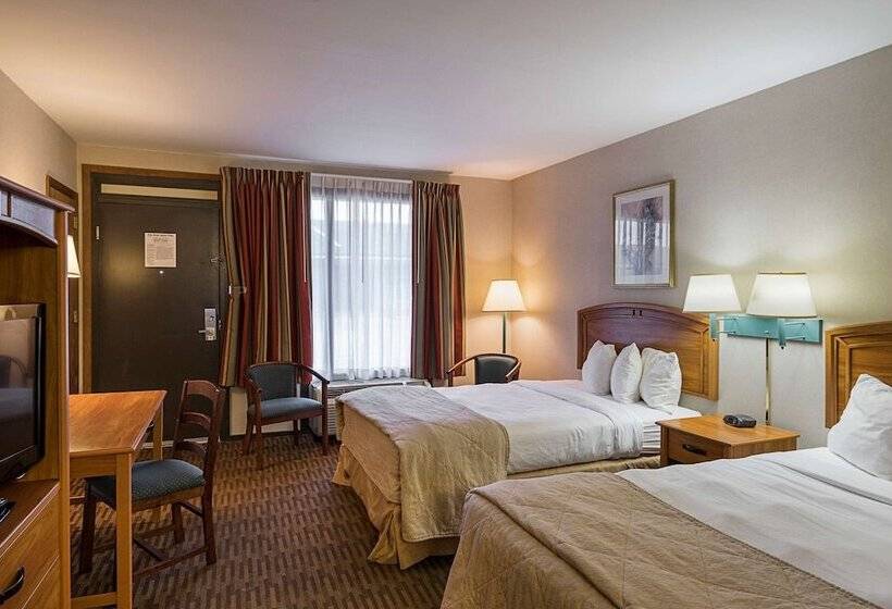 Номер Стандарт 2 Двуспальные Кровати, Quality Inn & Suites Skyways