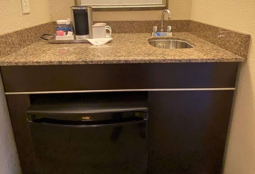 프리미엄 스위트, Radisson Suite Hotel Oceanfront