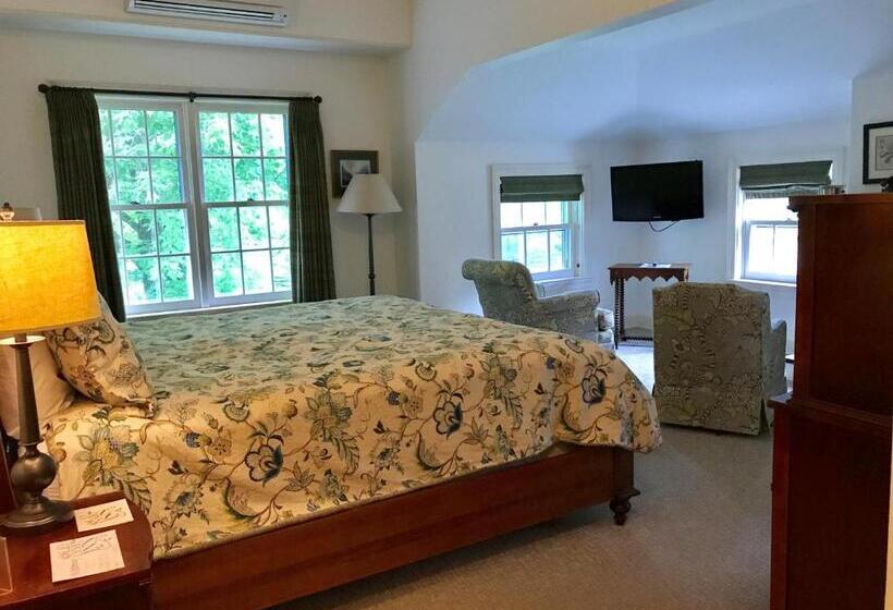디럭스 룸 킹사이즈 침대, The Old Lyme Inn
