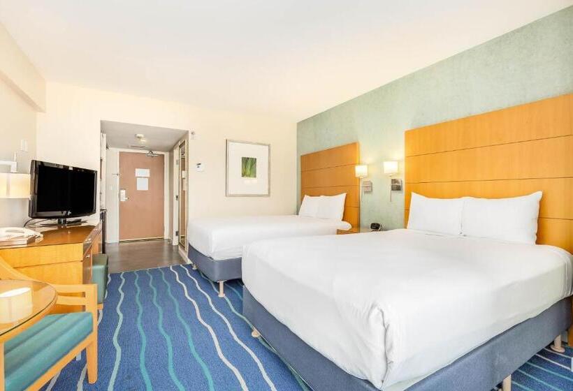 Студио Стандарт с Балконом, Ala Moana Hotel By Mantra