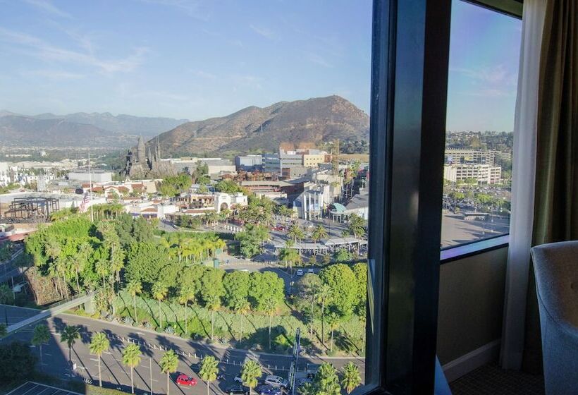 Номер Стандарт 2 Двуспальные Кровати, Hilton Los Angeles/universal City