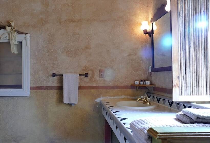 Номер Премиум, Rancho De La Osa Guest Ranch