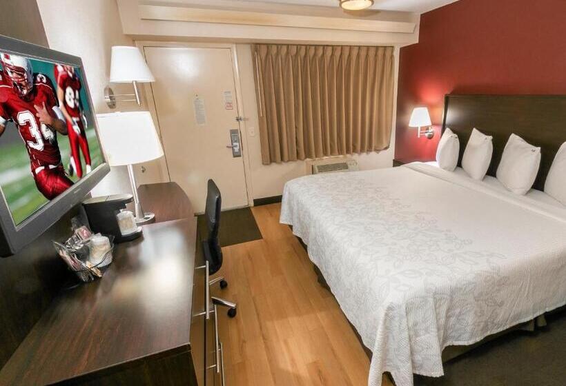 Номер Стандарт Кровать Кинг Адаптированный для Инвалидов, Red Roof Inn Plus+ Secaucus   Meadowlands