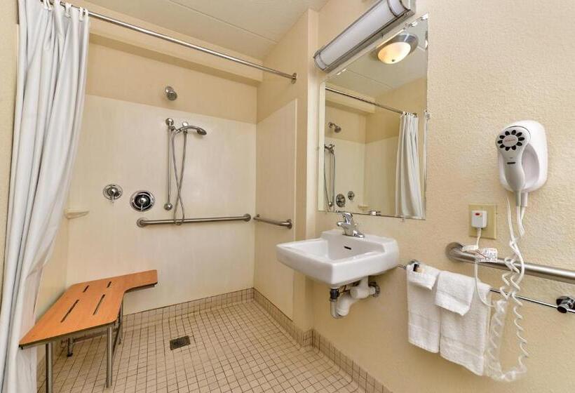 Номер Стандарт Адаптированный для Инвалидов, Red Roof Inn Plus+ Secaucus   Meadowlands
