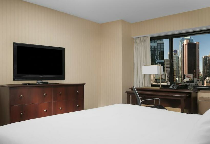 标准间, The Manhattan at Times Square