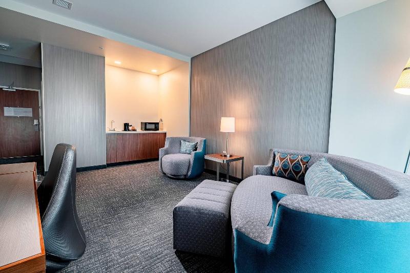 Номер Стандартный Кровать Куин, Courtyard By Marriott Toledo West