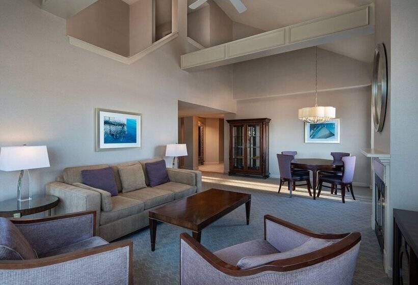 اتاق کلاب, Sheraton Portsmouth Harborside