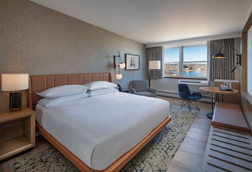 اتاق کلاب, Sheraton Portsmouth Harborside