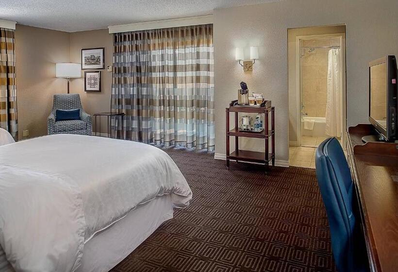 Стандартный Номер Кровать Кинг, Sheraton Westport Lakeside Chalet