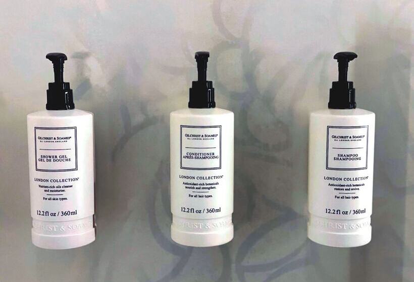 장애인을 위한 킹사이즈 침대 스탠다드 룸, Hilton Woodland Hills / Los Angeles