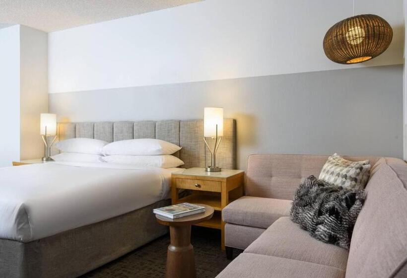 اتاق دلوکس مخصوص معلولین, Renaissance Palm Springs