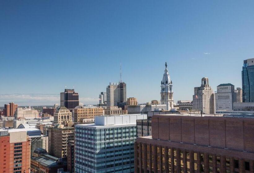 سوییت, Sheraton Philadelphia Downtown