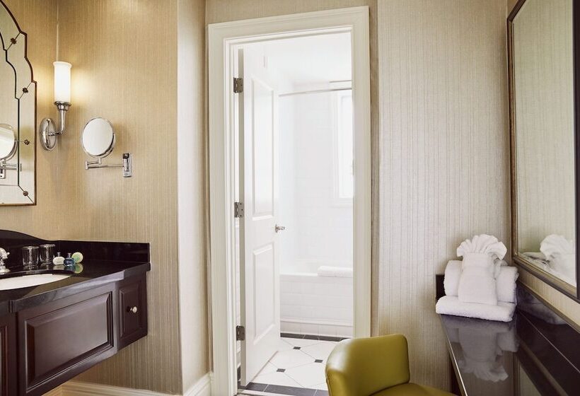 스위트, The Raphael Hotel, Autograph Collection