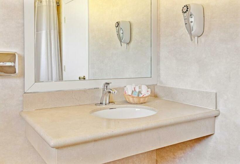 Номер Deluxe, Travelodge By Wyndham Mill Valley/sausalito