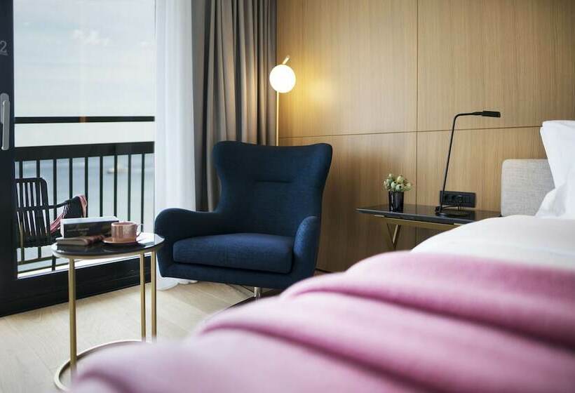 Cameră Deluxe cu Vedere la Mare cu Balcon, Excelsior
