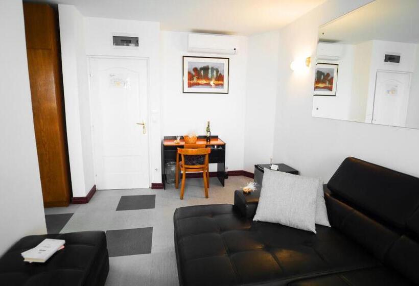 1 Bedroom Apartment with Balcony, Slavonija
