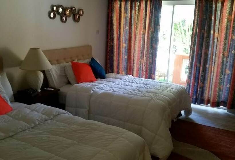 اتاق استاندارد با 2 تخت دوبل, Sunset Shores Beach