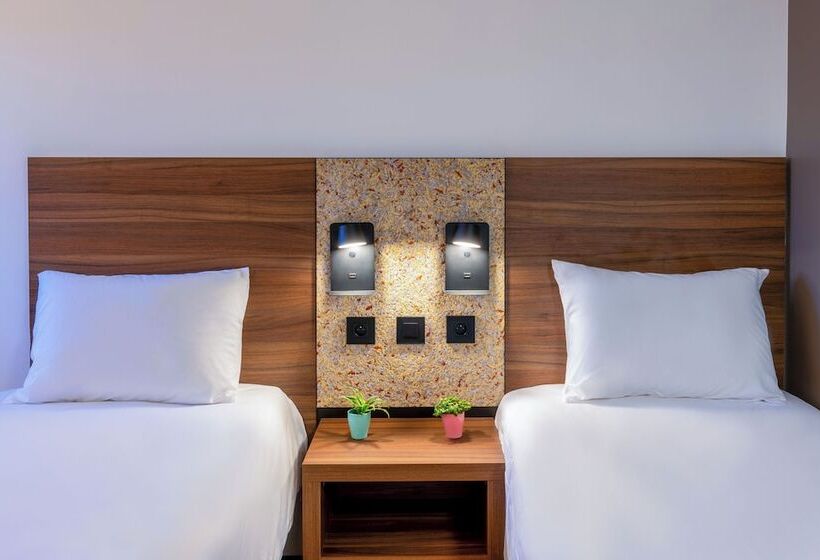 스탠다드 룸, Greet Hotel Chatellerault