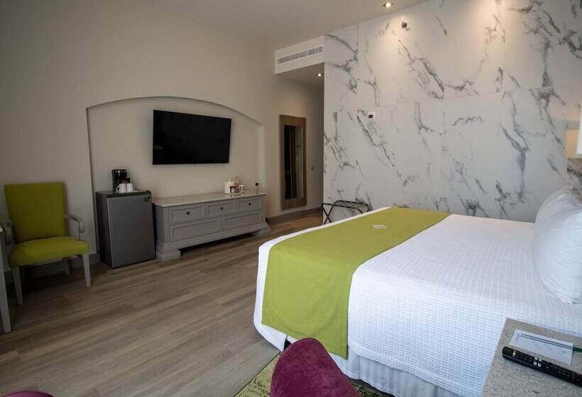 اتاق اجرایی, Araiza Mexicali
