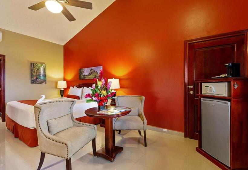 اتاق لوکس با تخت بزرگ, Best Western Plus Belize Biltmore Plaza