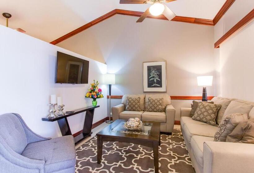 سوئیت جونیور با تخت بزرگ, Best Western Plus Belize Biltmore Plaza