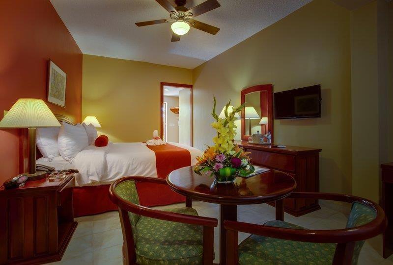 اتاق استاندارد, Best Western Plus Belize Biltmore Plaza