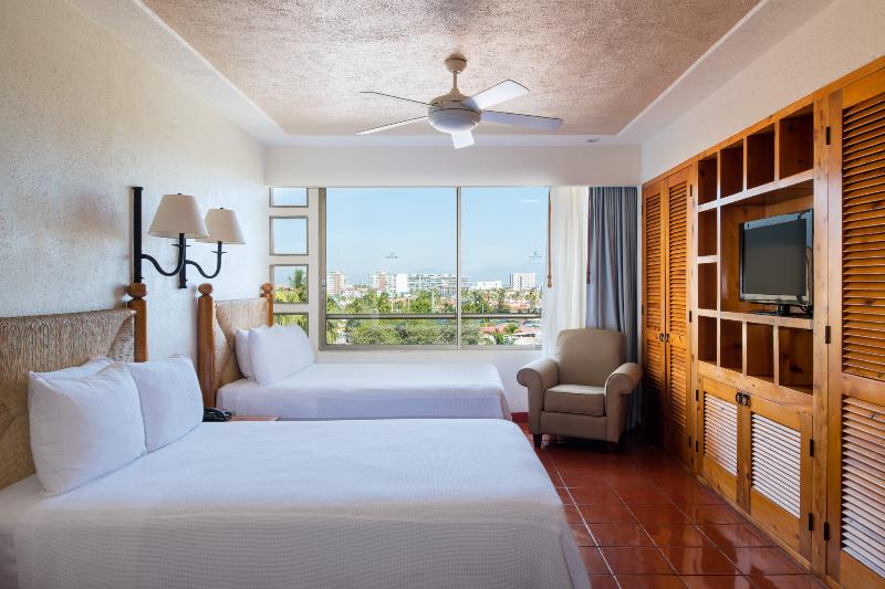 استودیوی لوکس, Club Regina Puerto Vallarta