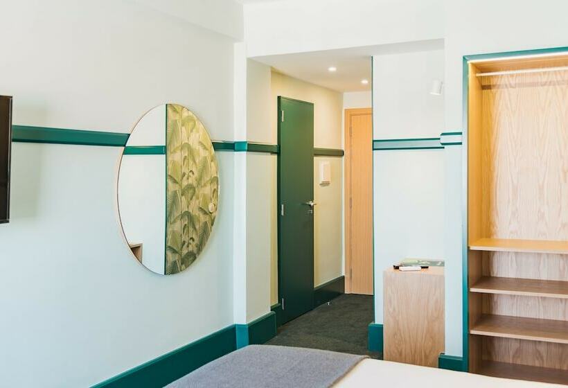 اتاق استاندارد با چشم‌انداز رودخانه, Holiday Inn Express And Suites Lisbon Principe Real By Ihg