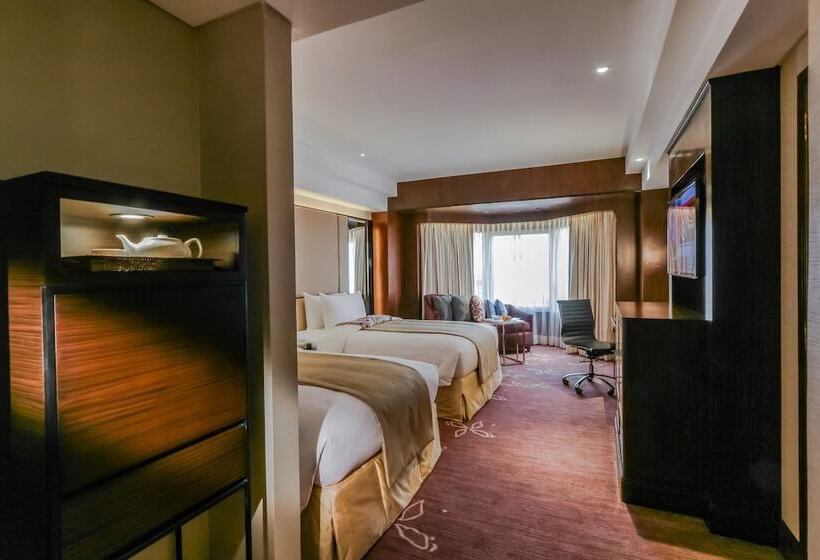 Номер Премиум, Diamond Hotel Philippines
