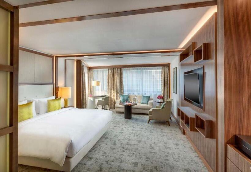 Полулюкс, Kempinski Hotel Corvinus Budapest
