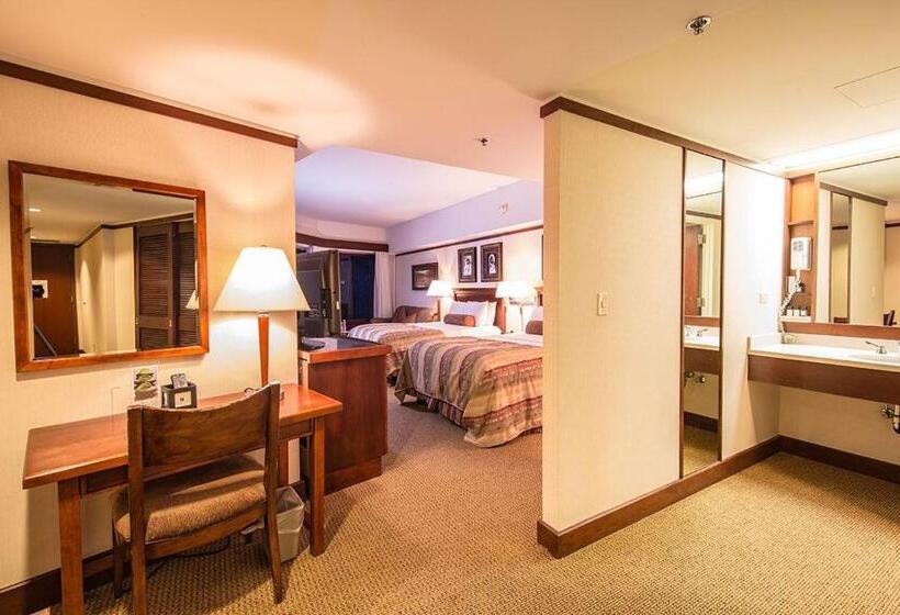 Полулюкс, Alyeska Resort