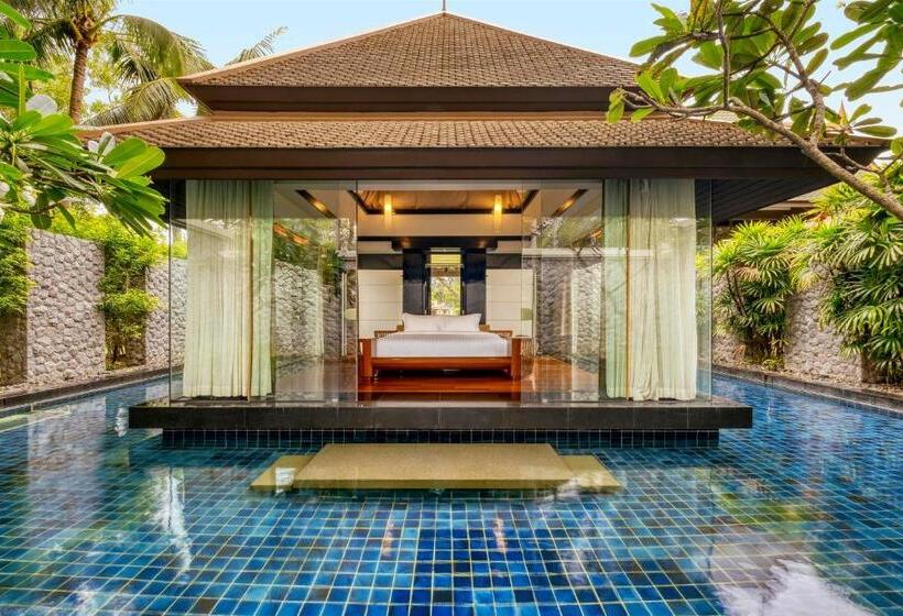 Вилла 3 Спальни с Бассейном, Banyan Tree Phuket