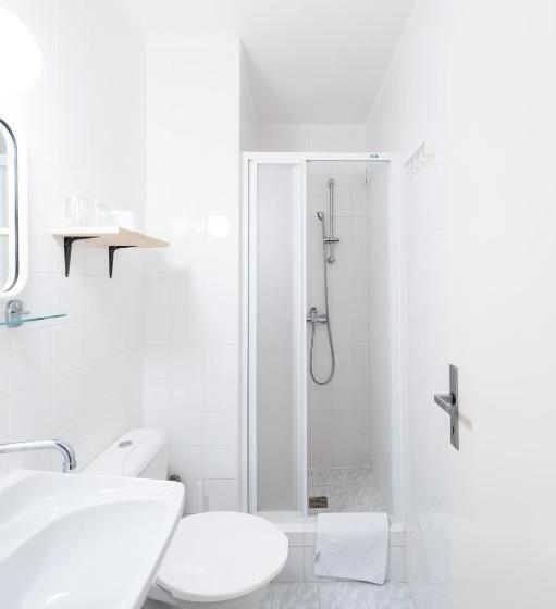 Economy Triple Room, Horni Pramen