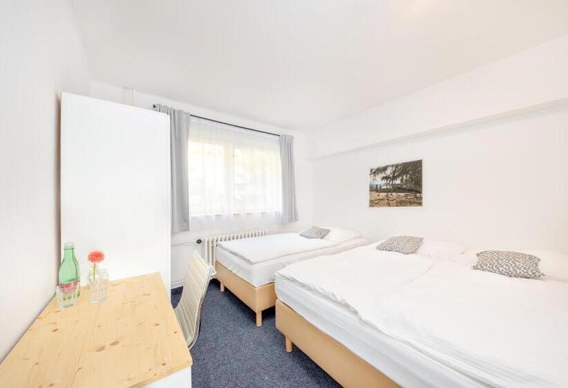 Economy Triple Room, Horni Pramen