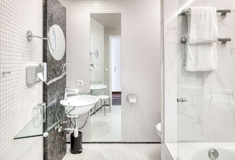Номер Superior, Vienna House By Wyndham Martinspark Dornbirn