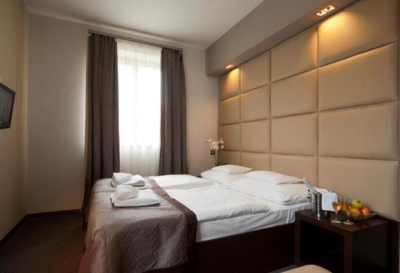 اتاق لوکس, Villa Völgy Wellness & Konferencia