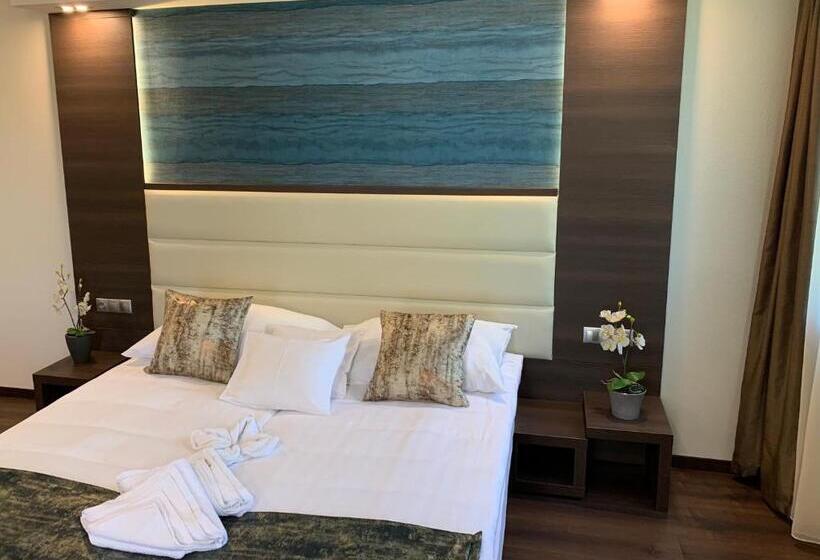 اتاق لوکس, Villa Völgy Wellness & Konferencia